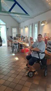 Corinna und Marc vor der Tombola